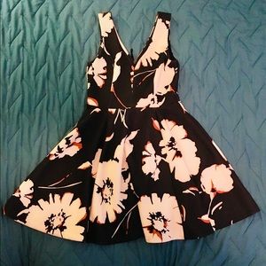 Anthropologie Size 8 Floral Corset Top Dress